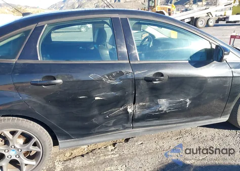 2013 Ford Focus Se z USA, uszkodzony, nr VIN 1FADP3F23DL223389